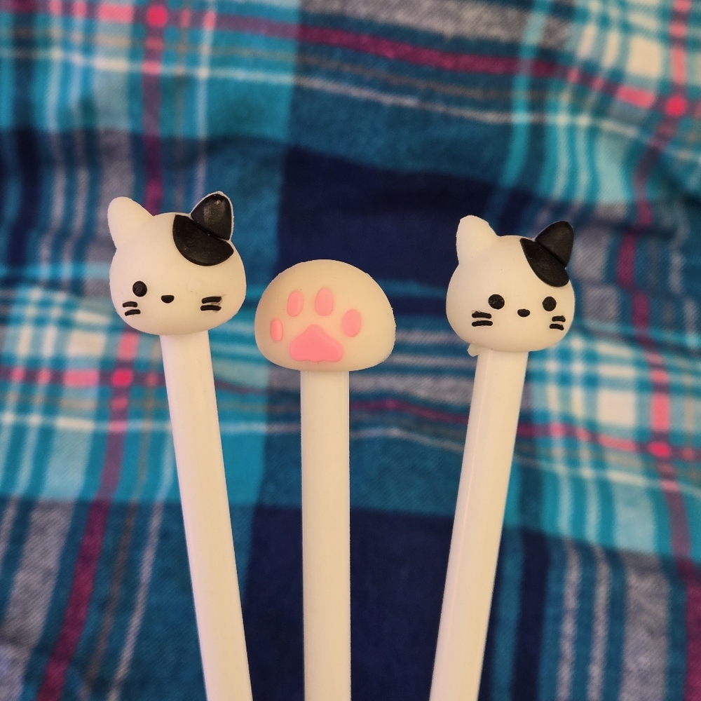 🍒🍒 2 Cute Cat Pens